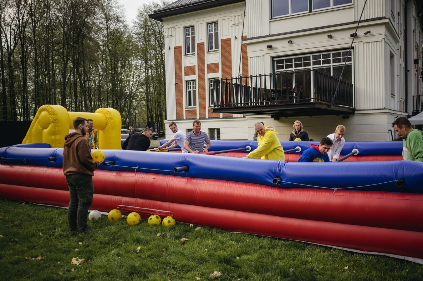 Teambuildingy